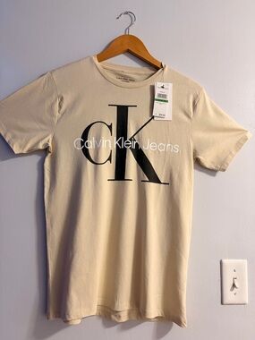 Calvin Klein Jeans Cream Short Sleeve Logo Tee